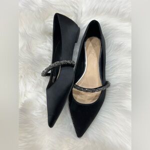 🔥Jewel Badgley Mischka
Vanna Satin Ballet Flats🔥 LIKE NEW🔥